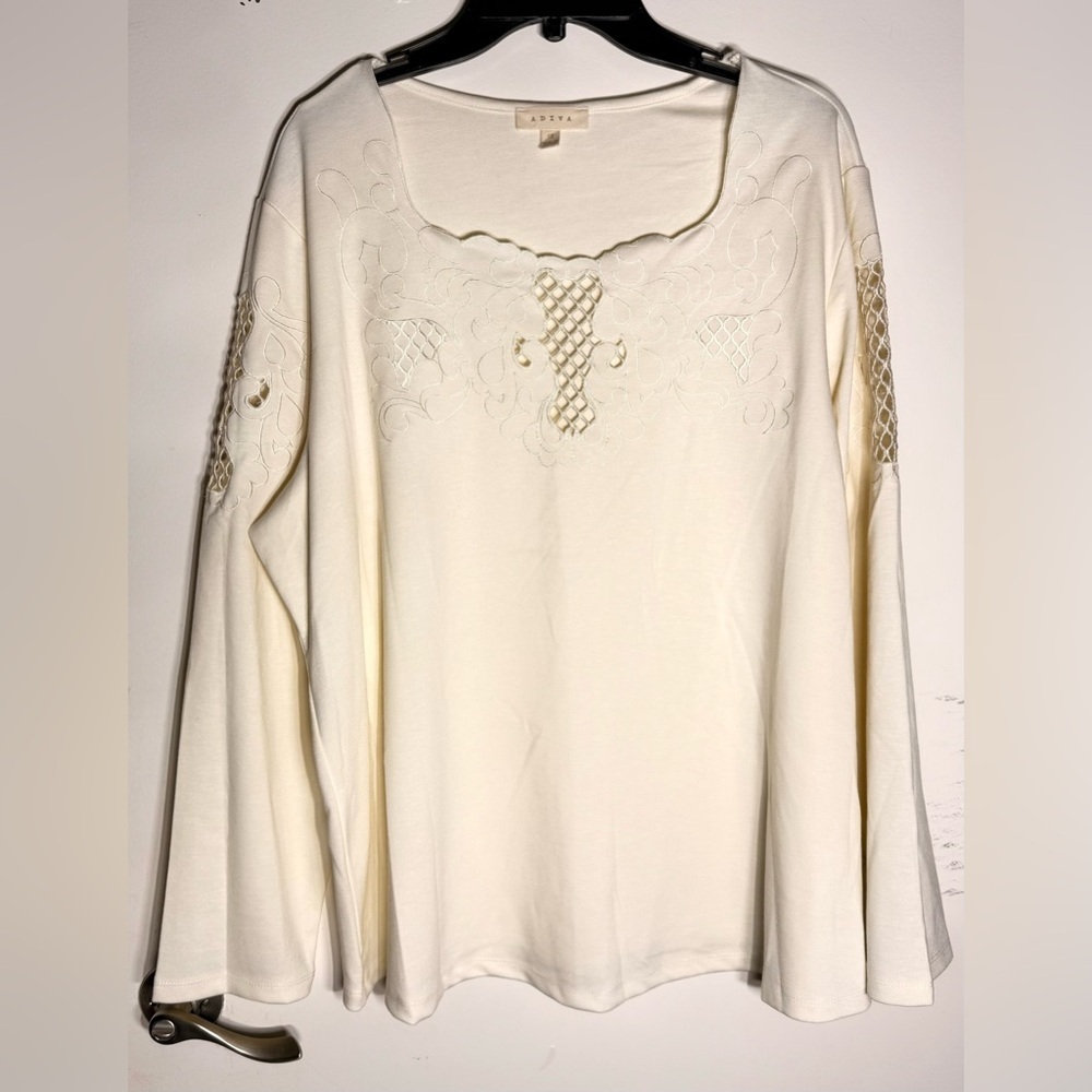 Adiva Cream Embroidered Top New Without Tags 1X